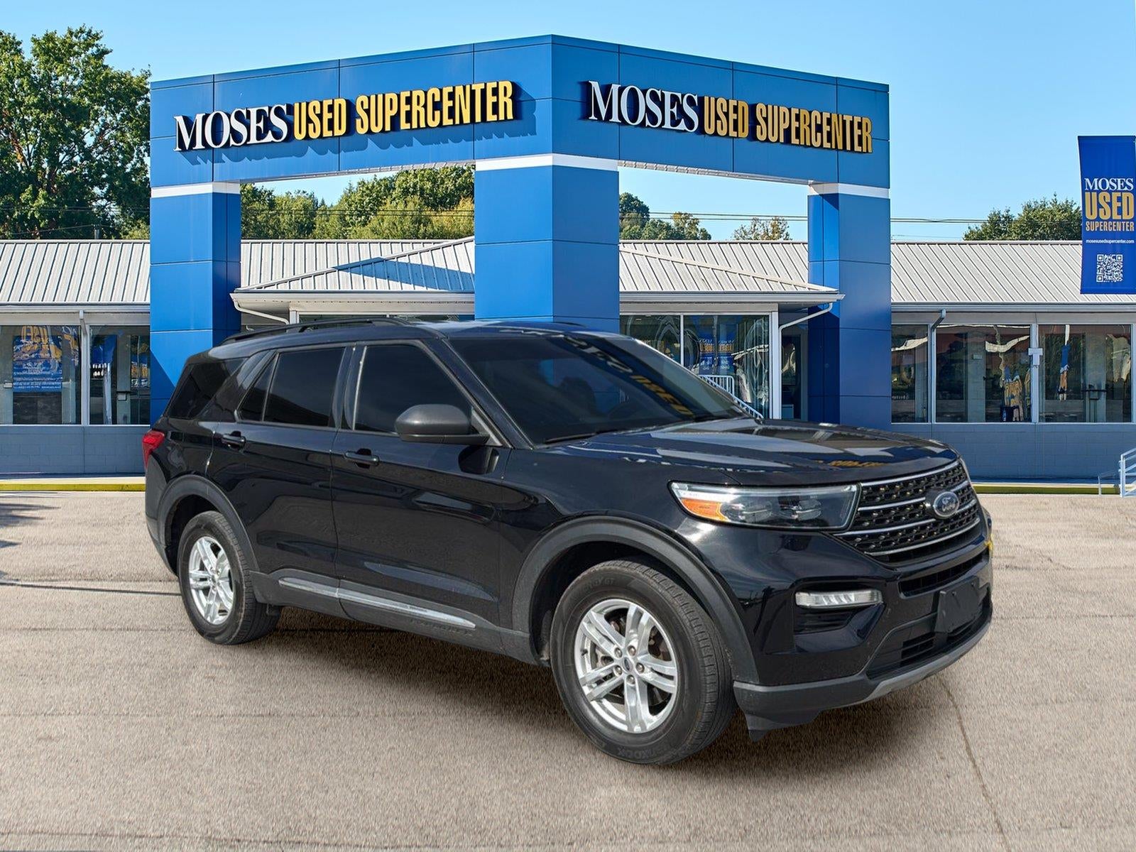 2023 Ford Explorer — side profile view
