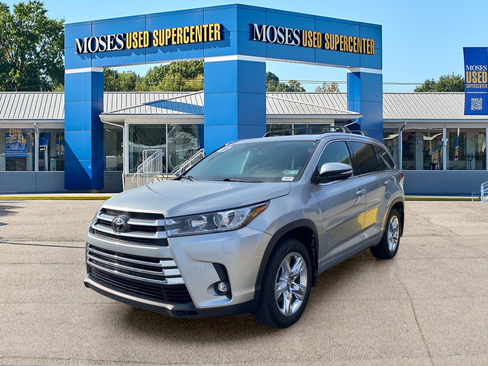 2019 Toyota Highlander Limited in Celestial Silver Metallic — front three-quarter view