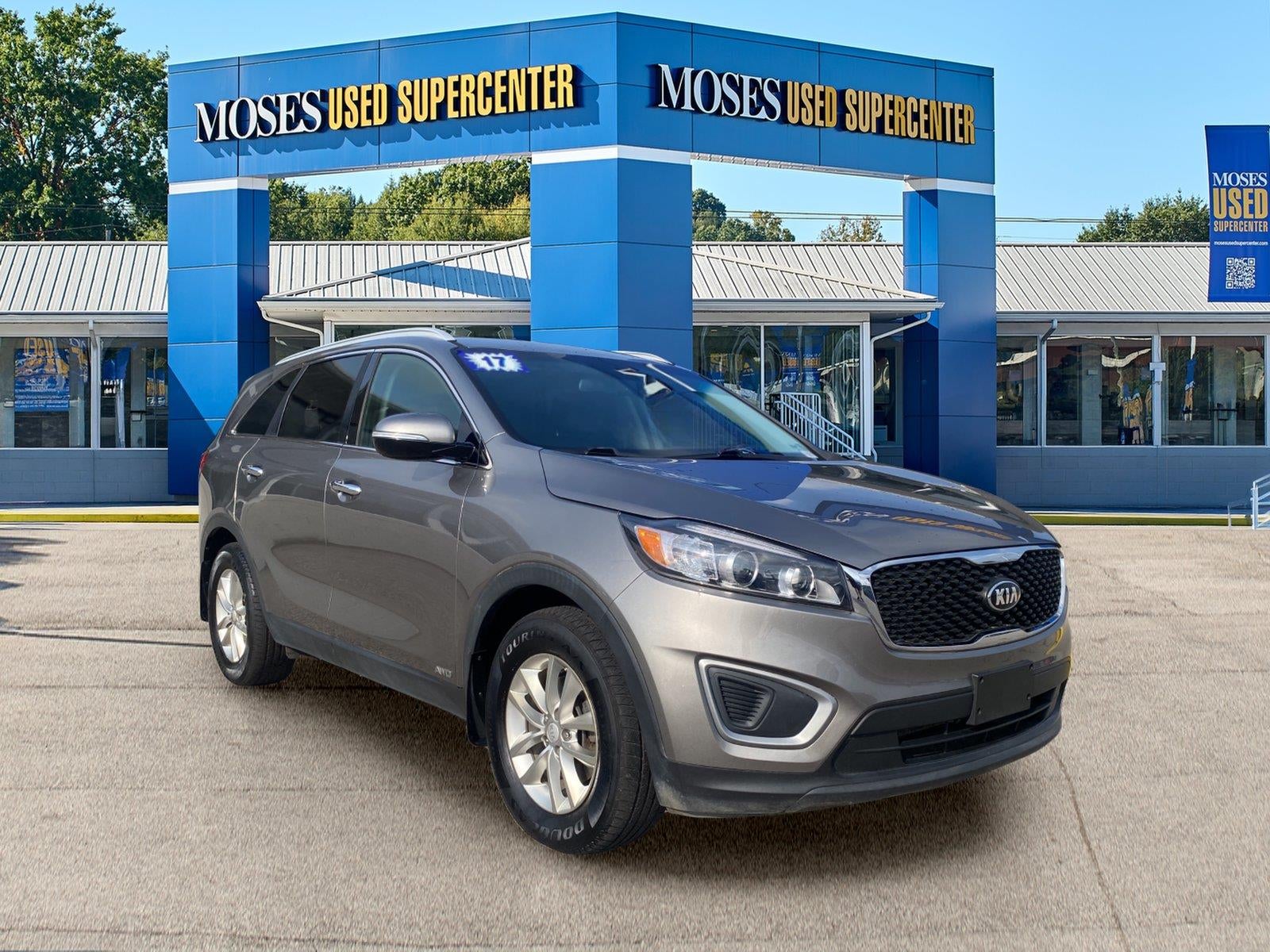 2017 Kia Sorento — rear three-quarter view